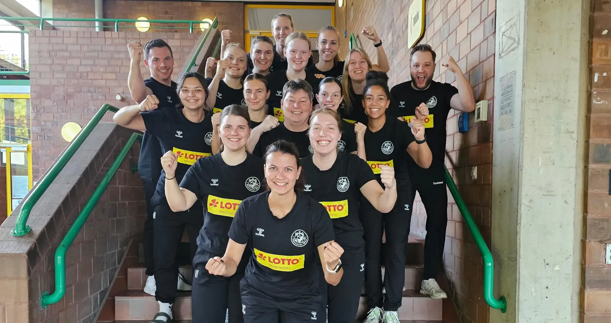 Handball-Damenmannschaft der HSG Hannover-West. 