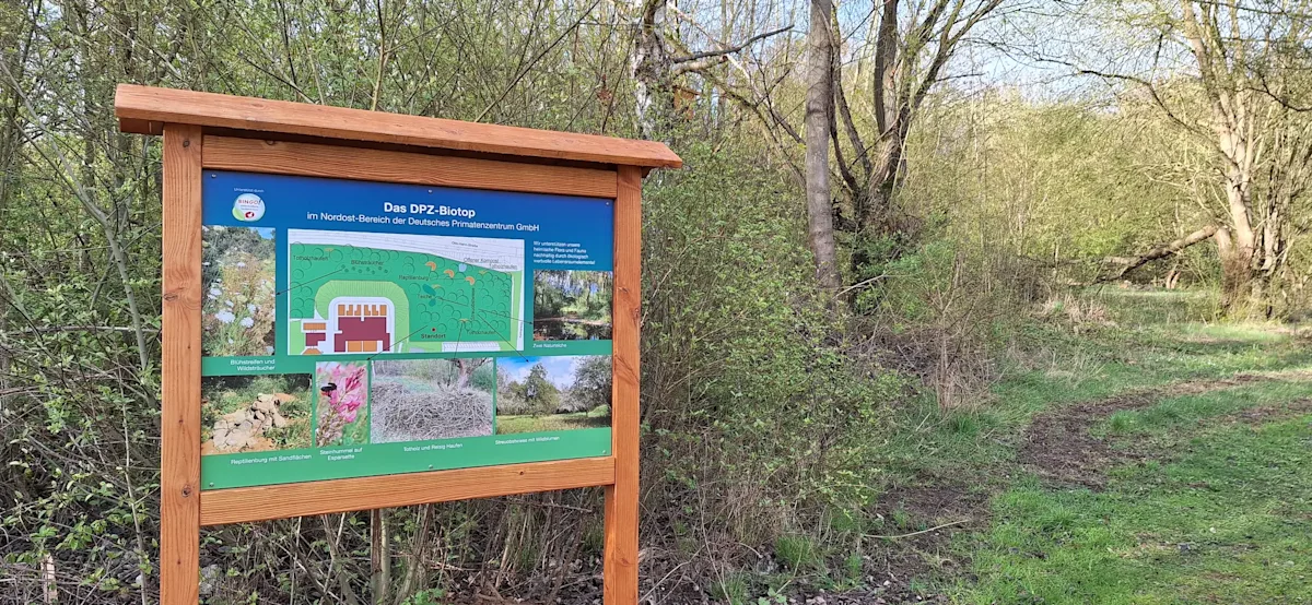 dpz-infotafel-eingang