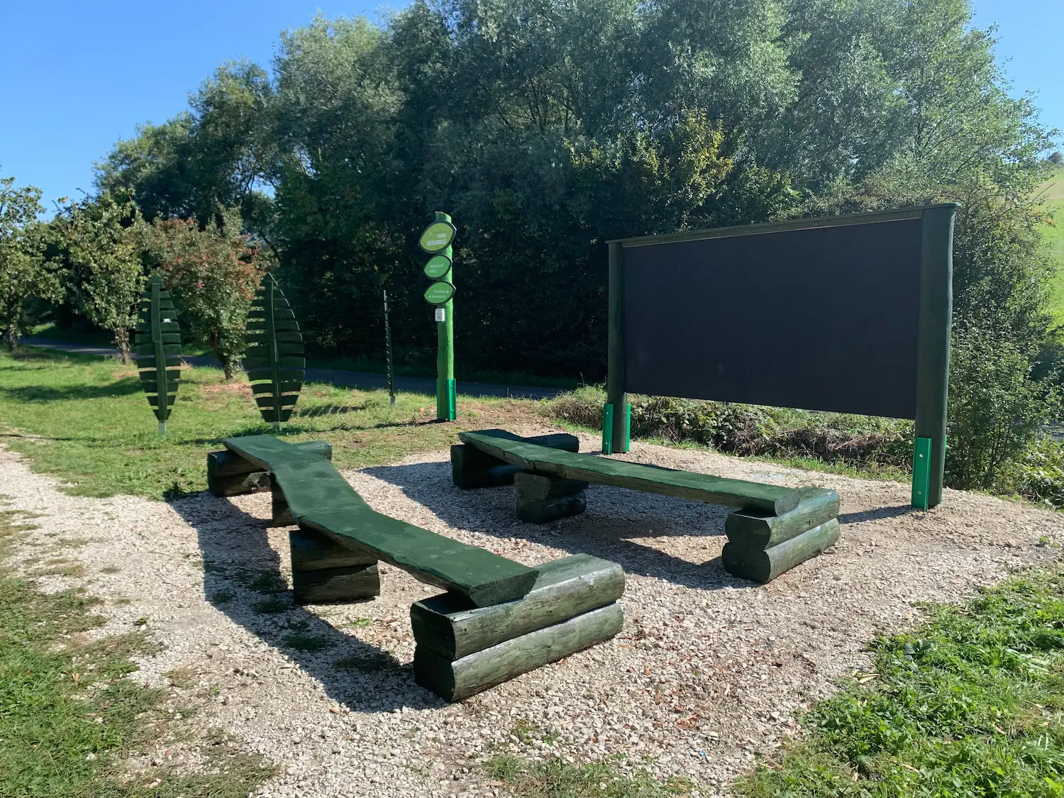 Grünes Klassenzimmer auf dem Naturerlebnispfad Liebenburg
