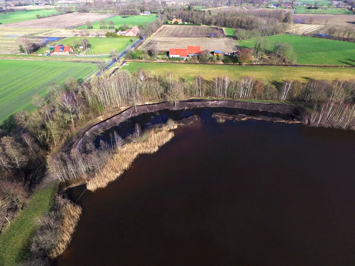 Drohnenaufnahme Angelsportverein Bockhorst, Flachwasserzone